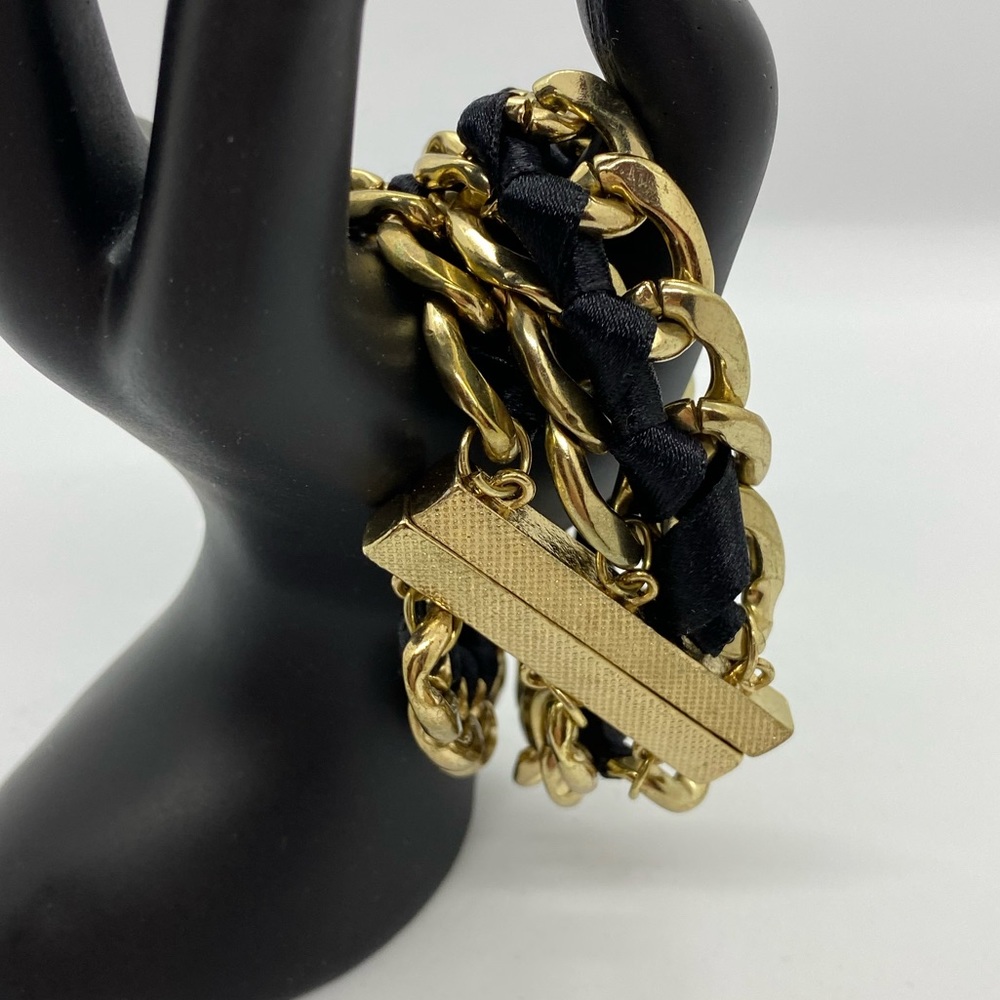 Gold and black bracelet - Picture 2 of 8